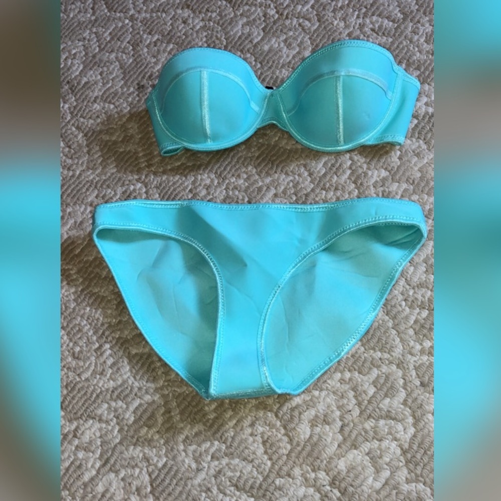Bathing suit